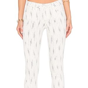 NWT paige denim patterned skinny jeans 24